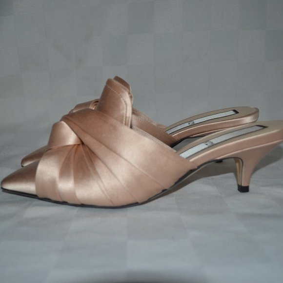 Sz 37 6.5 No 21 Nude Knotted Nude Satin Mules Slides Kitten 2" Heels - Picture 1 of 8
